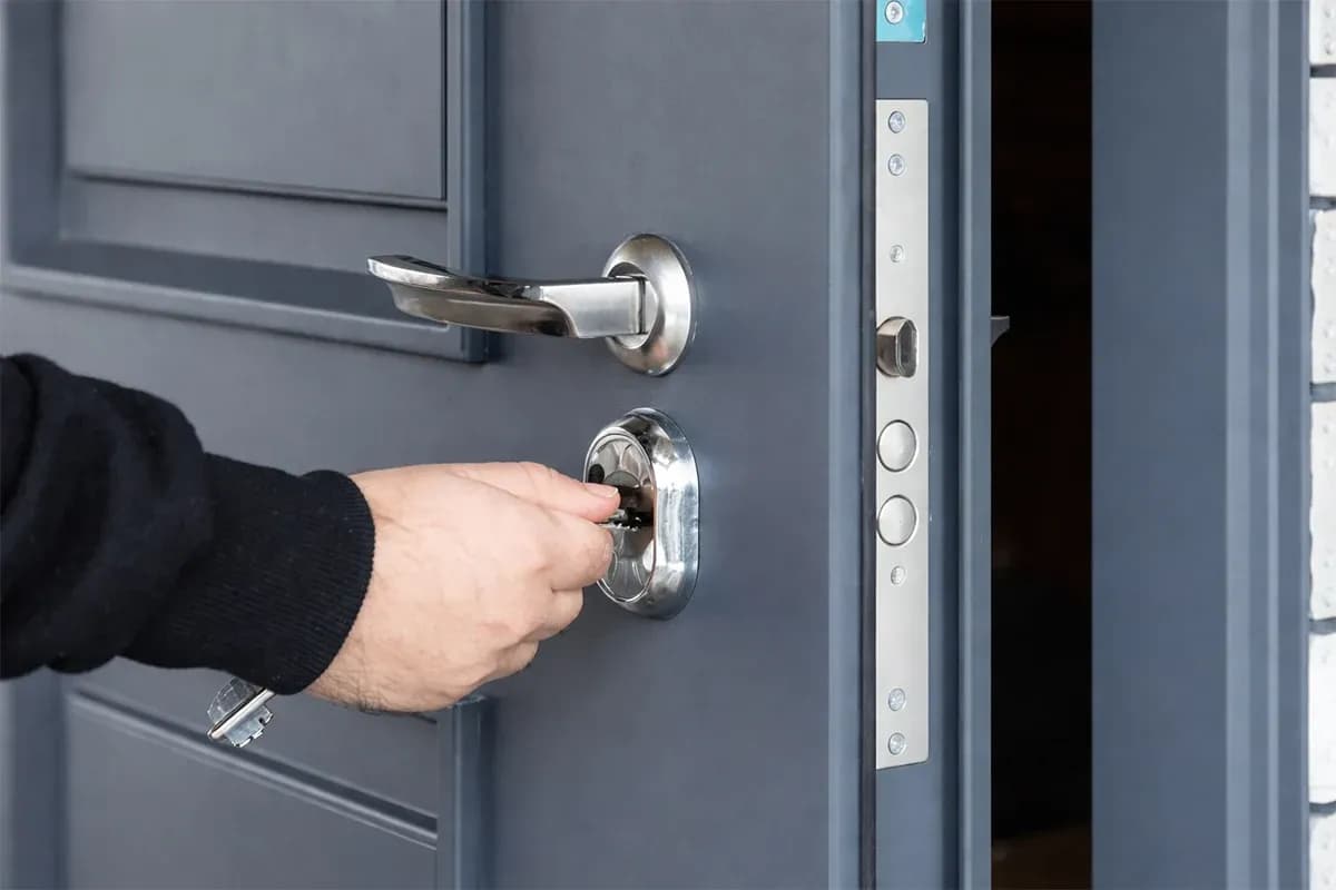 Door Lock & Handle Replacement