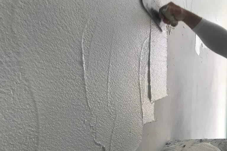 Plastering and Painting in Singapore: How to Get a Smooth, Long-Lasting Finish