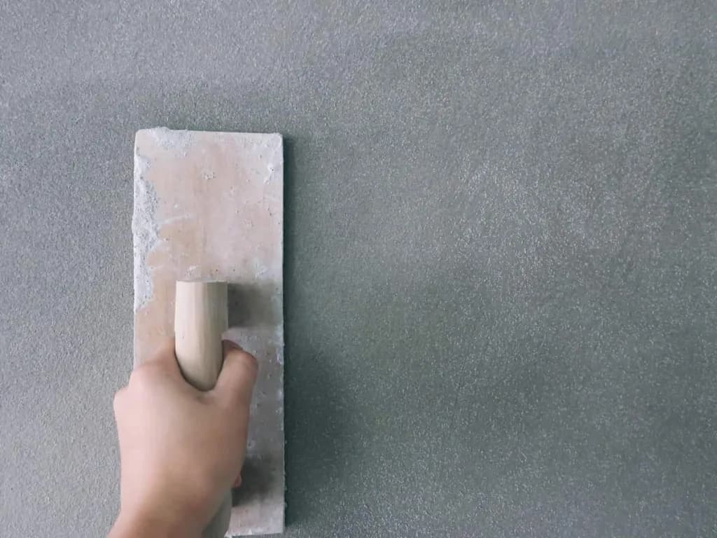 Skim Coating & Plastering